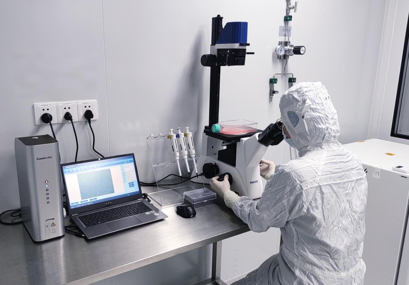 NeoRich GMP laboratory